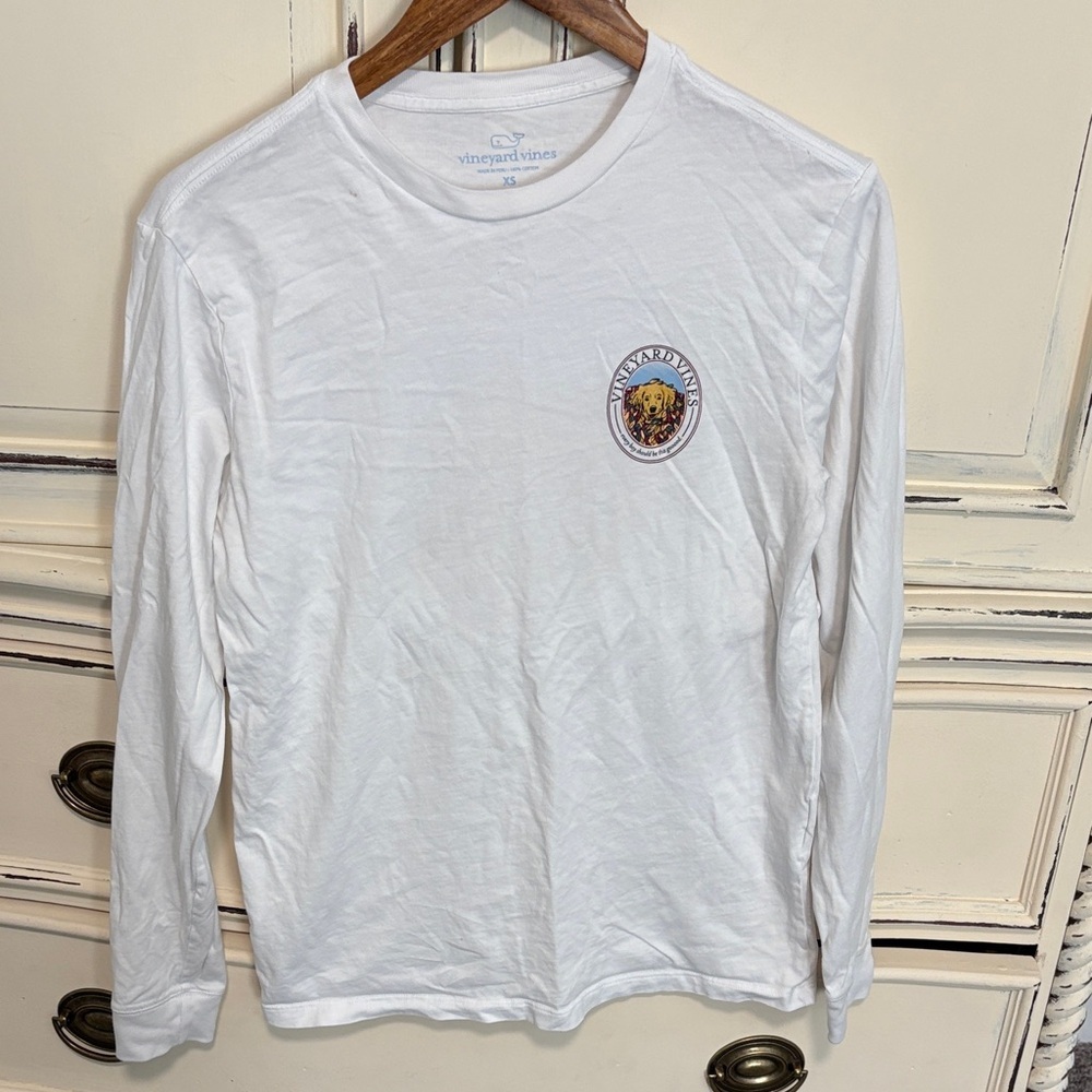 Vineyard Vines White Long-Sleeve Crew with Small Chest Patch